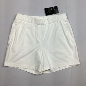 Nike Women's White Athletic Golf Shorts